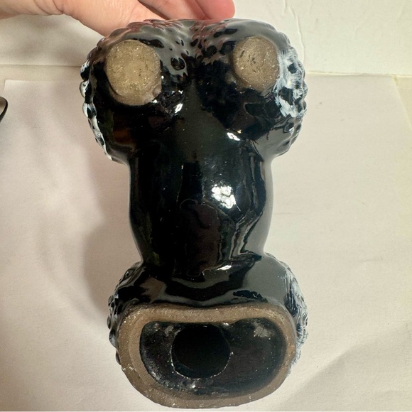 Vintage Redware Black Glaze Standing Poodle Figurine. Approx. 5.5”h x 5”l. - Picture 10 of 12